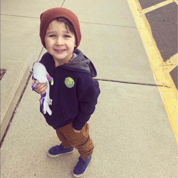 Meet your Posher, Monica - Picture 7 of 11